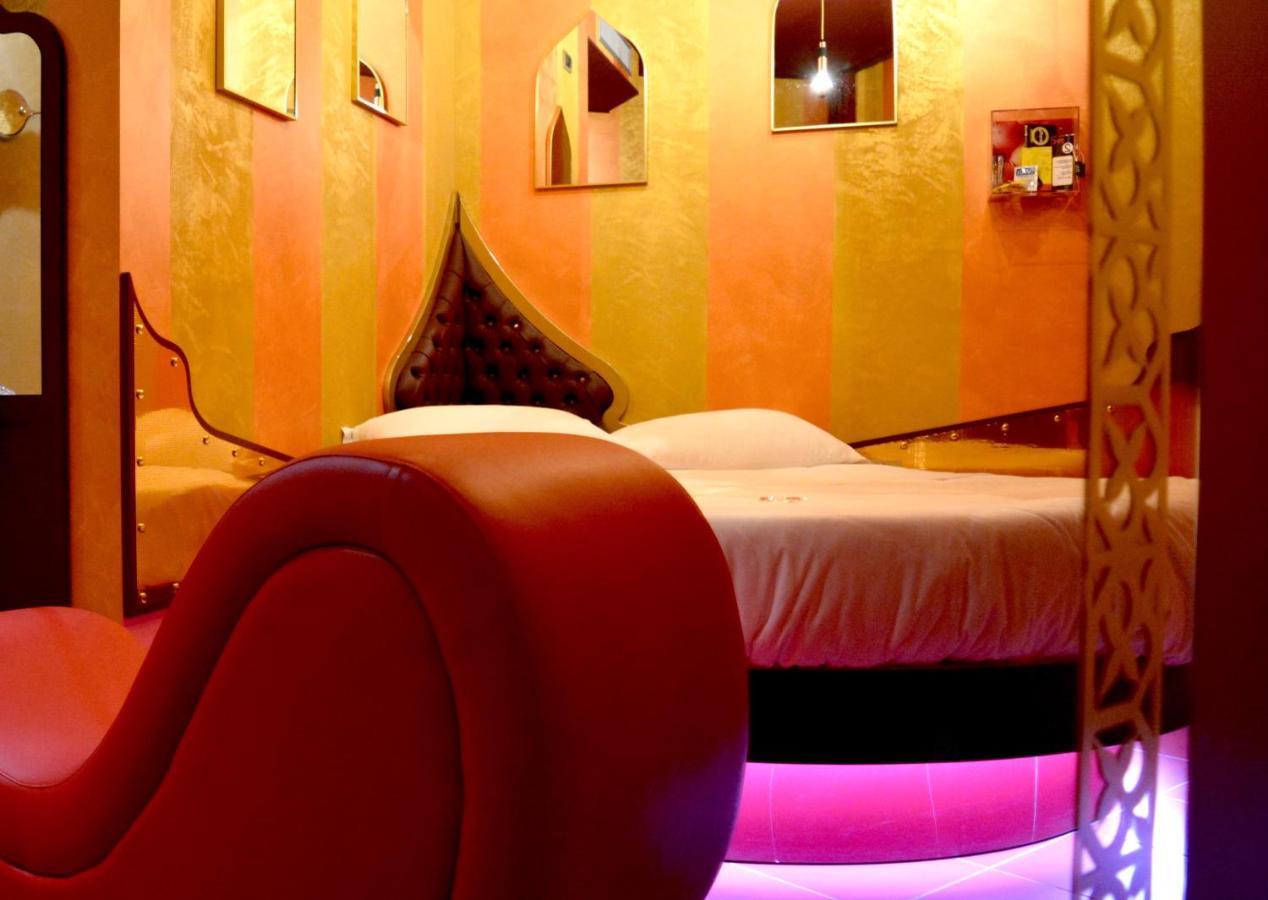 C Rooms - Love Motel Monza Cinisello Balsamo Exterior foto